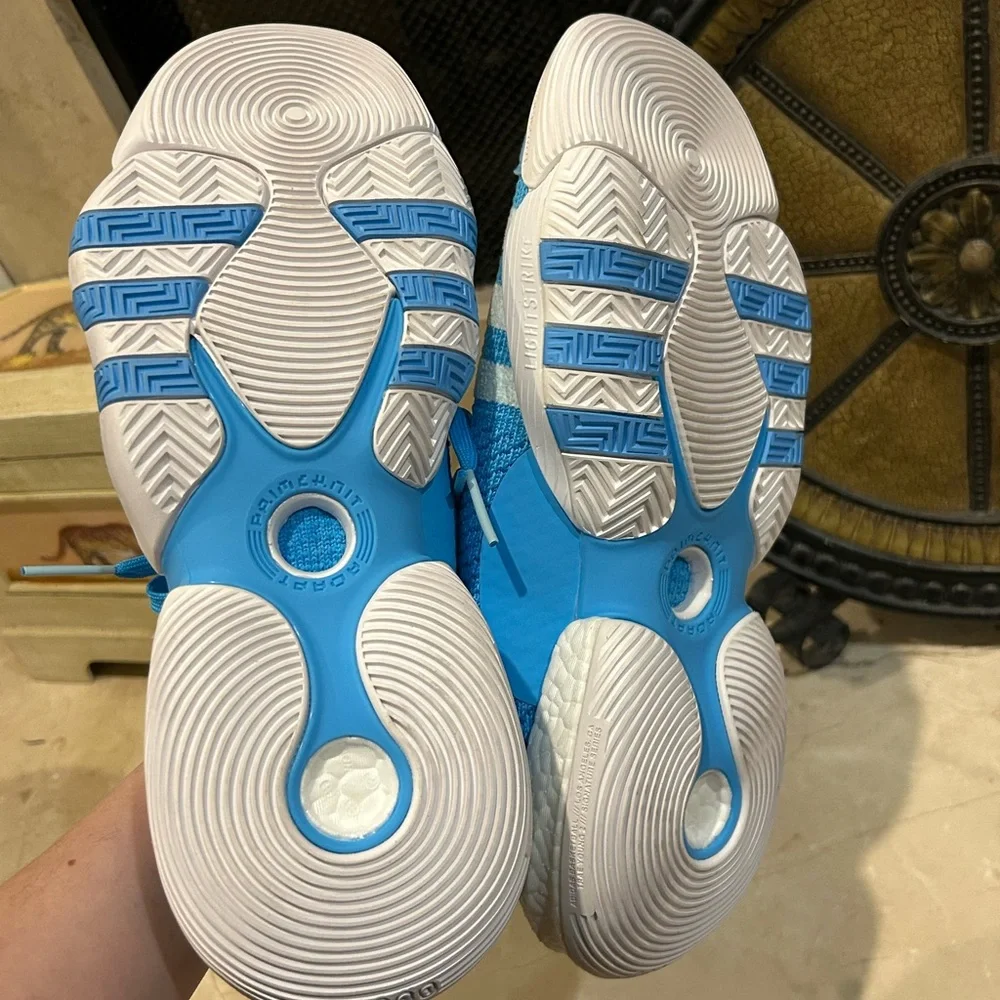 NWOT adidas Mens Trae Young 2 Running Sneakers Shoes - Picture 11 of 13